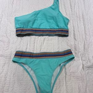 One shoulder mint bikini